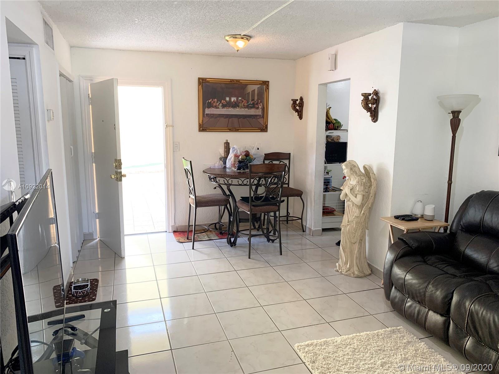 Hialeah, FL 33014,666 W 81st St #122