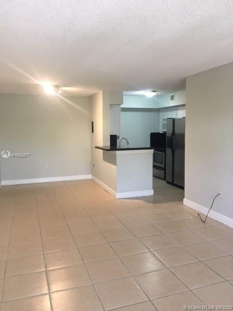 Miami, FL 33193,15201 SW 80th St #306