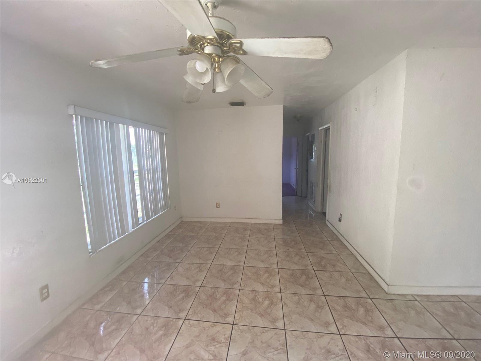 Miami Gardens, FL 33055,20242 NW 39th Ct