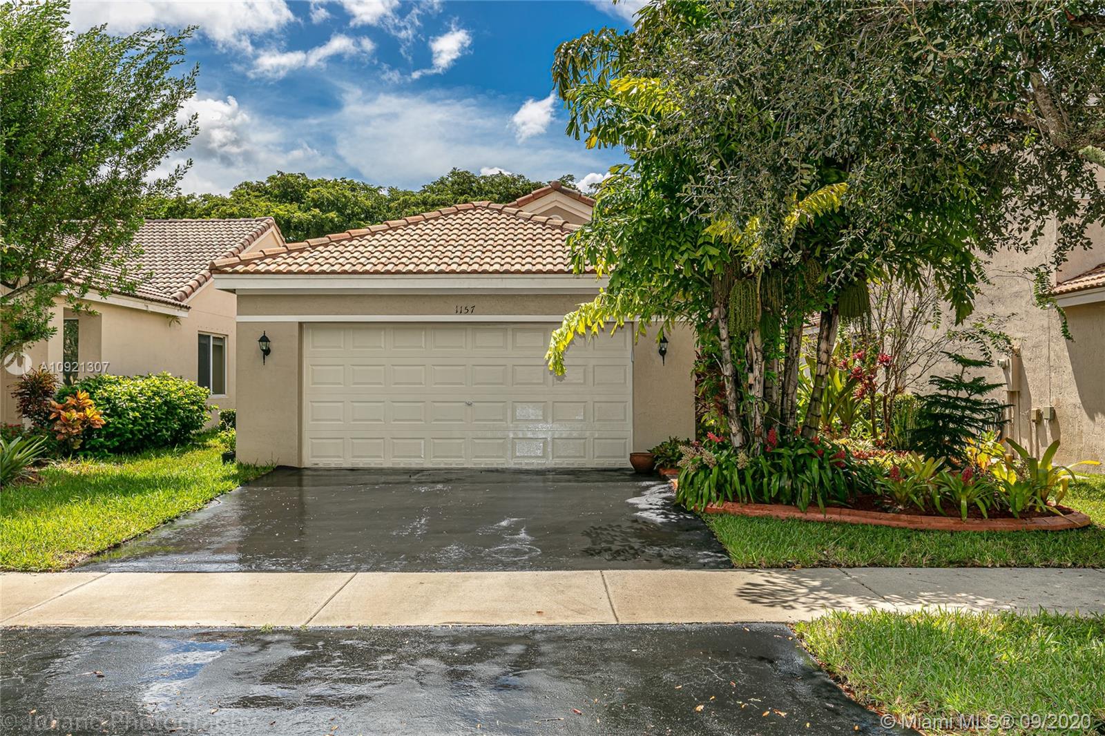 1157 Alexander Bend, Weston, FL 33327