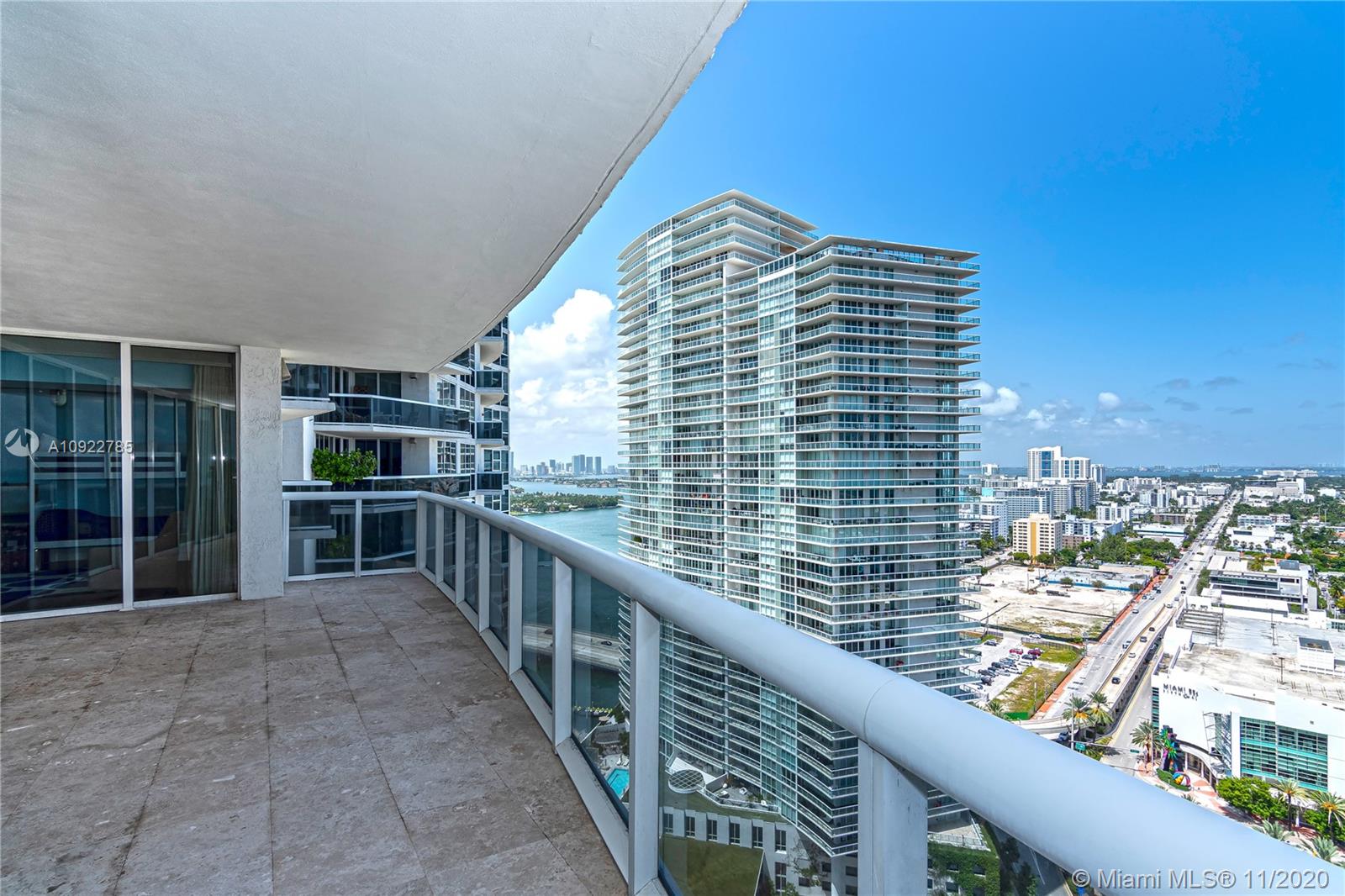 400 Alton Rd #2707, Miami Beach, FL 33139