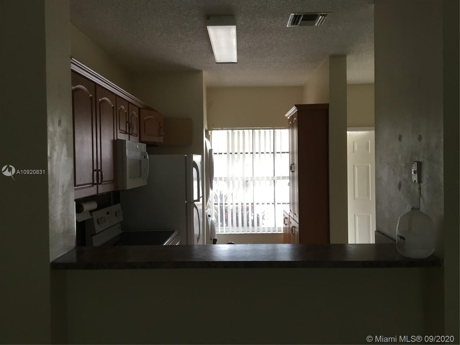 Pembroke Pines, FL 33025,12221 SW 7th St #12221