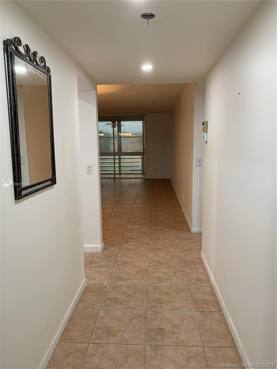 Sunrise, FL 33322,9681 Sunrise Lakes Blvd #203