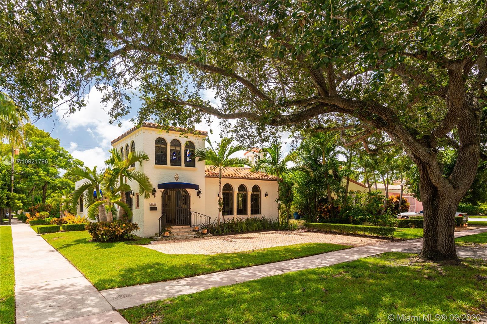 700 Navarre Ave, Coral Gables, FL 33134