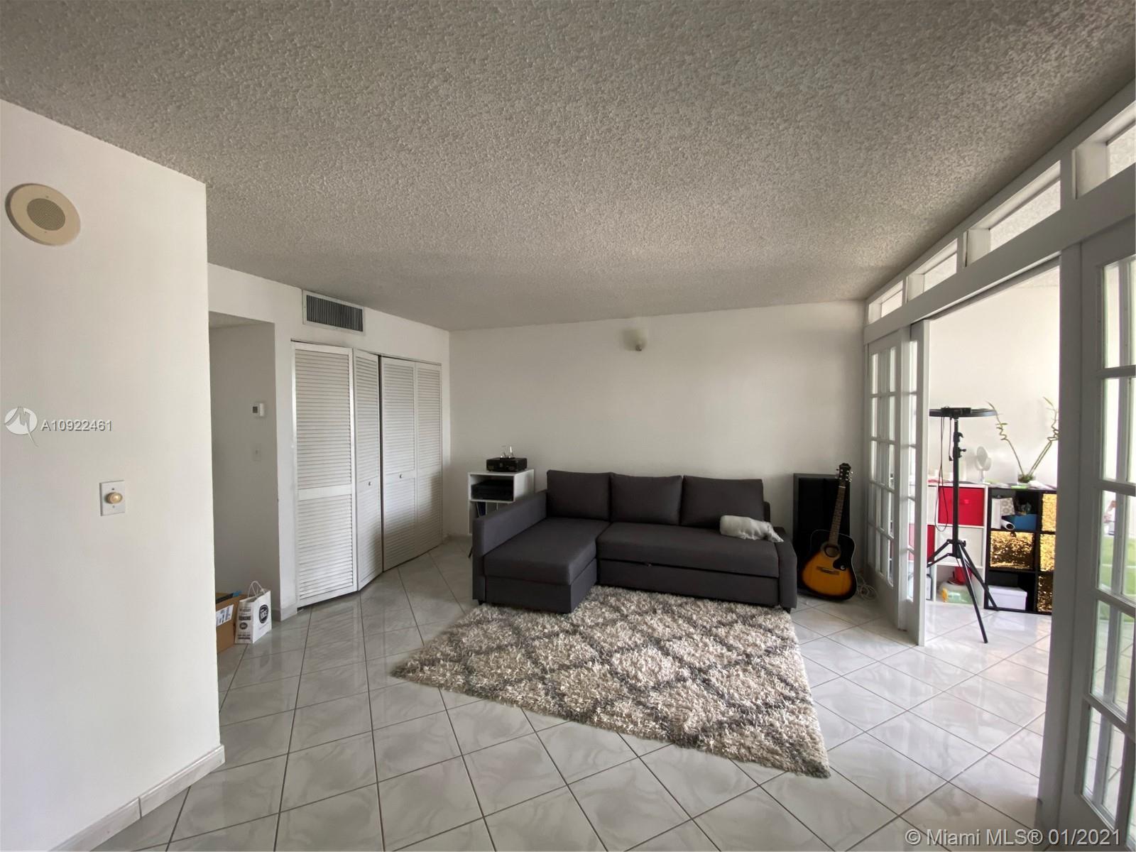 Sunny Isles Beach, FL 33160,16909 N Bay Rd #515