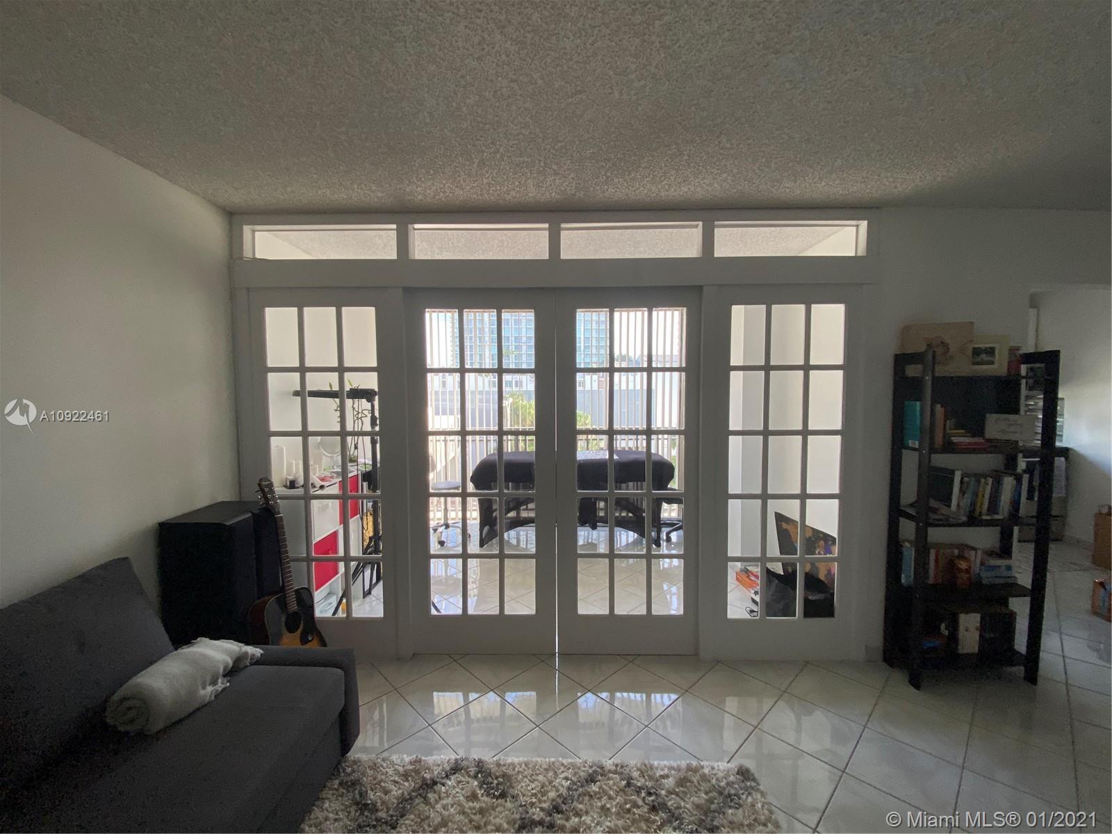 Sunny Isles Beach, FL 33160,16909 N Bay Rd #515