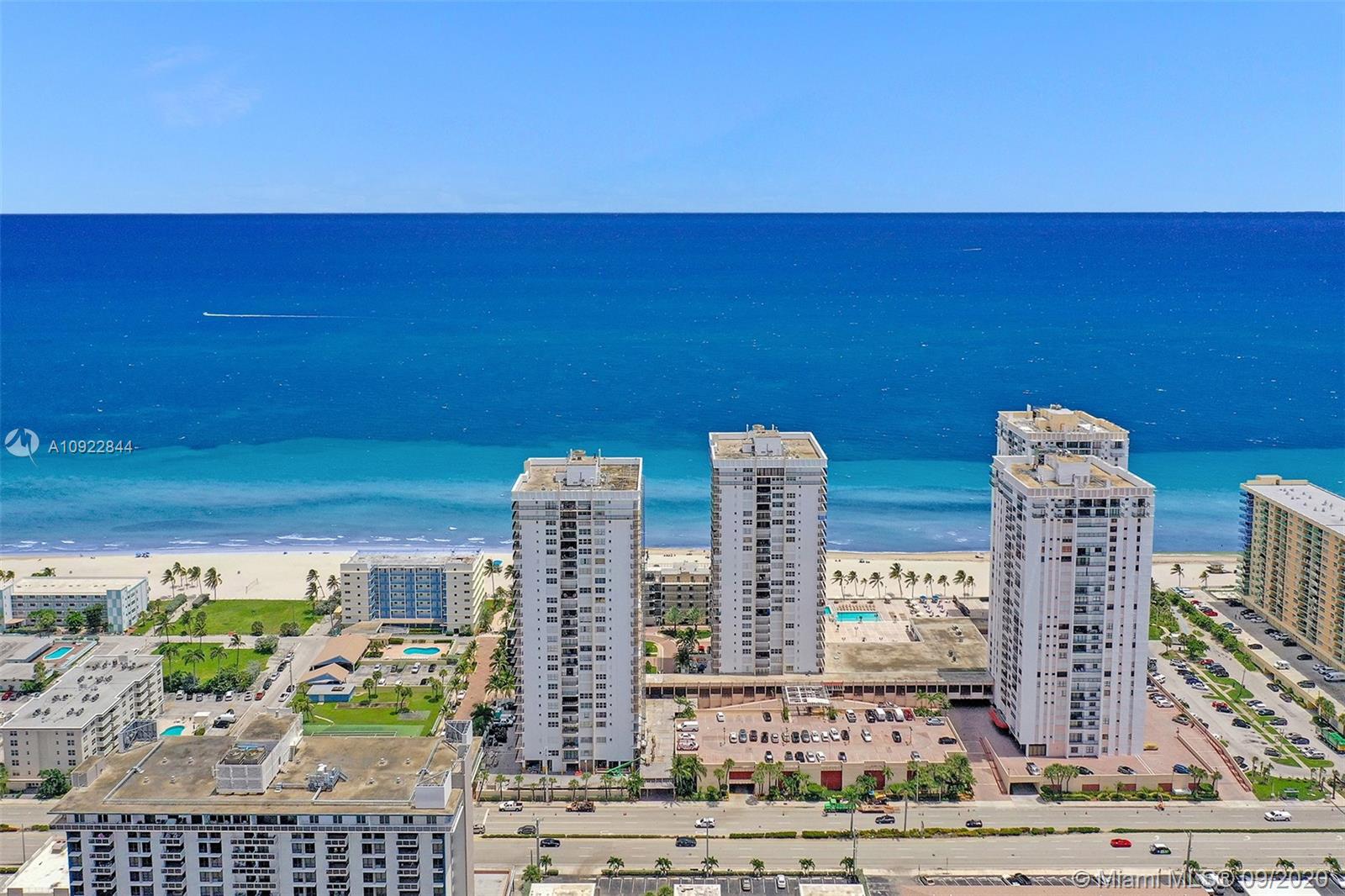 Hollywood, FL 33019,2101 S Ocean Dr #2202