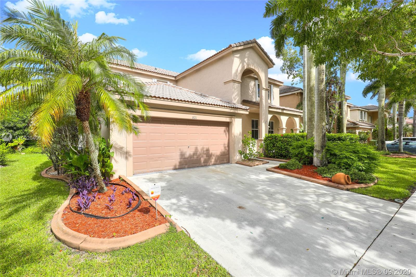 821 Hawthorn Ter, Weston, FL 33327