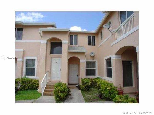 860 NE 212th Ter, Miami, FL 33179
