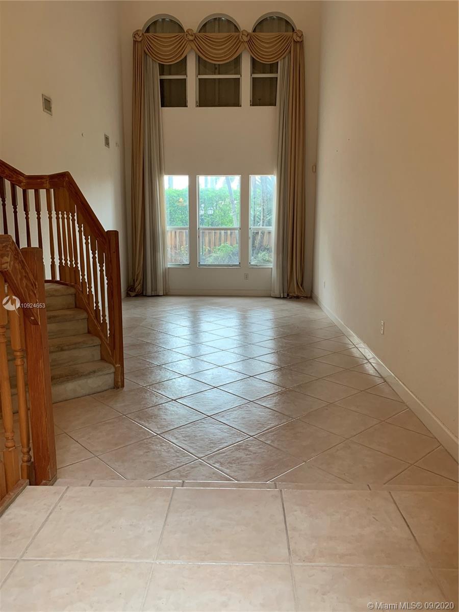 Doral, FL 33178,6957 NW 107th Ct