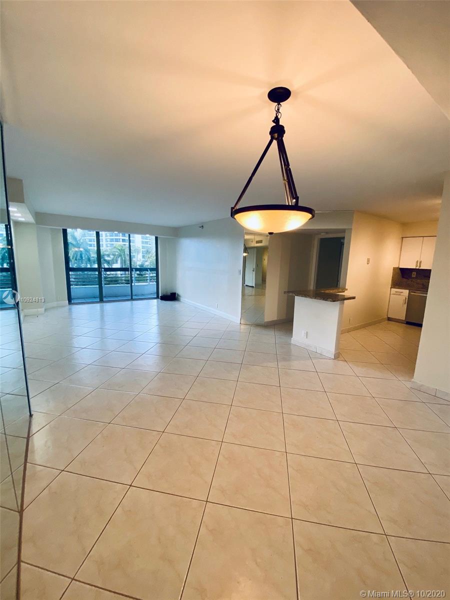 Aventura, FL 33180,3530 Mystic Pointe Dr #407