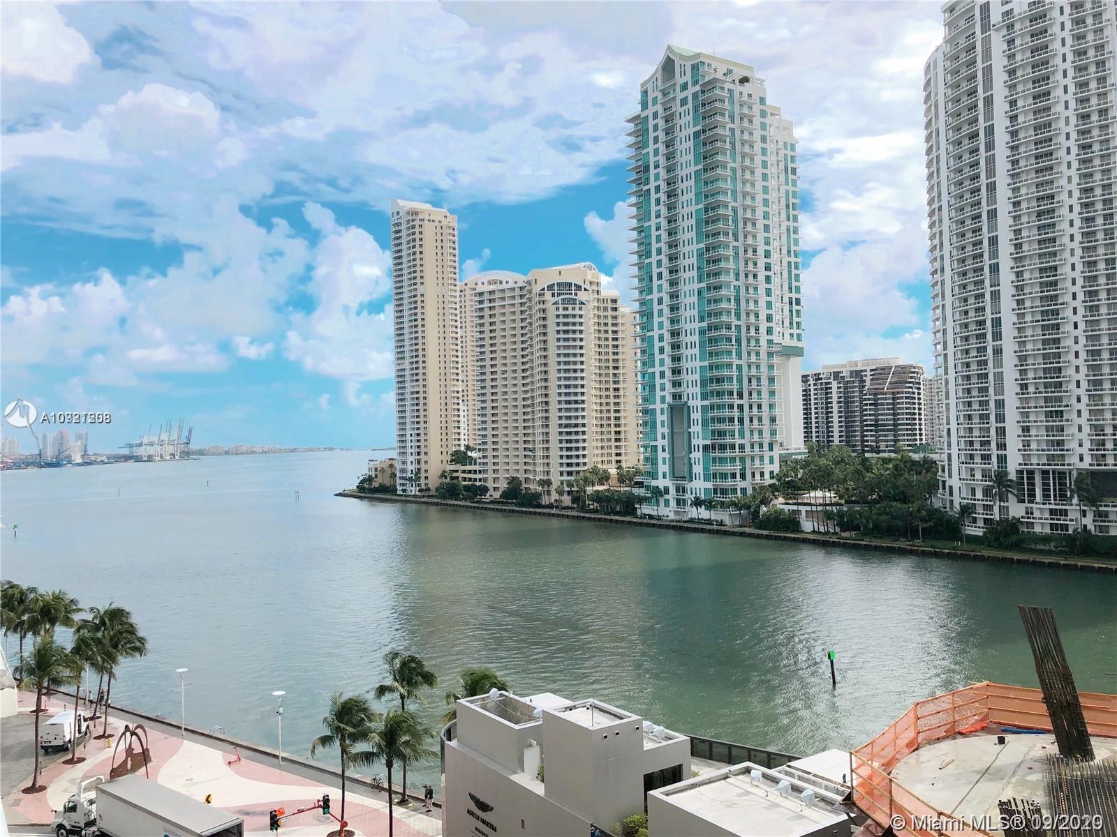 300 S Biscayne Blvd #L-802, Miami, FL 33131