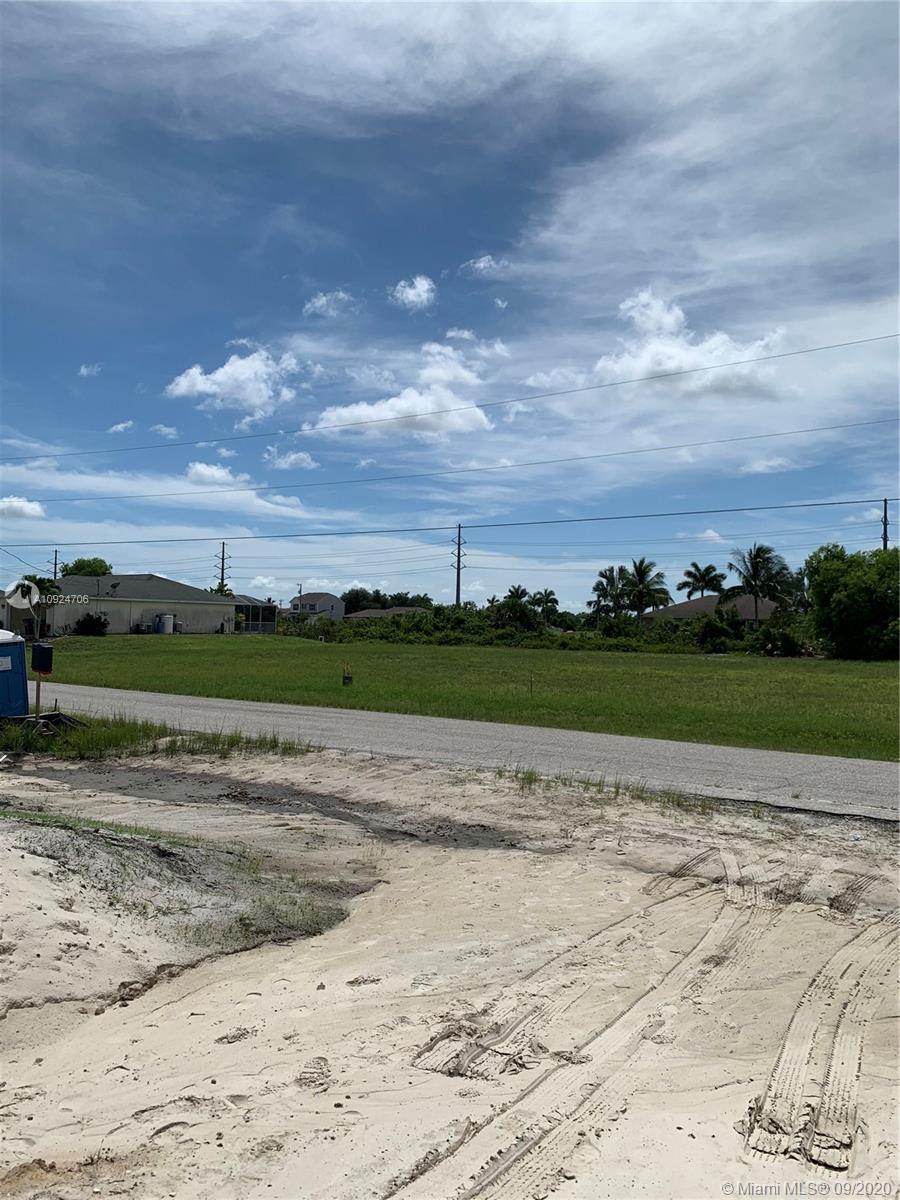 Cape Coral, FL 33993,216 NW 23 Ave