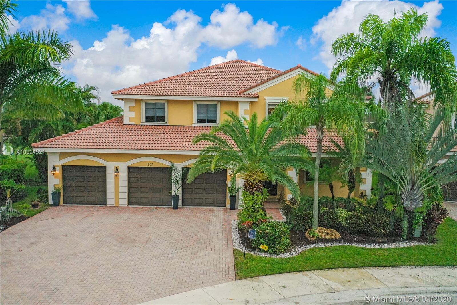 Weston, FL 33327,1502 Blue Jay Cir