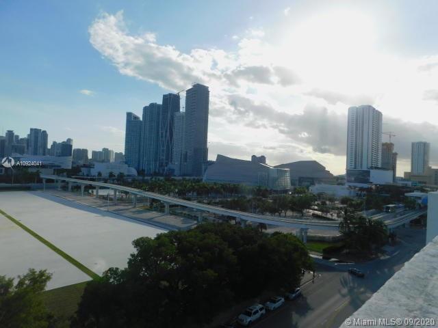 Miami, FL 33132,555 NE 15th St #29J