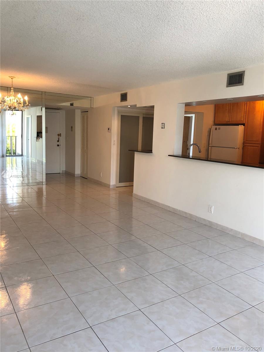 Hallandale Beach, FL 33009,1000 Parkview Dr #318