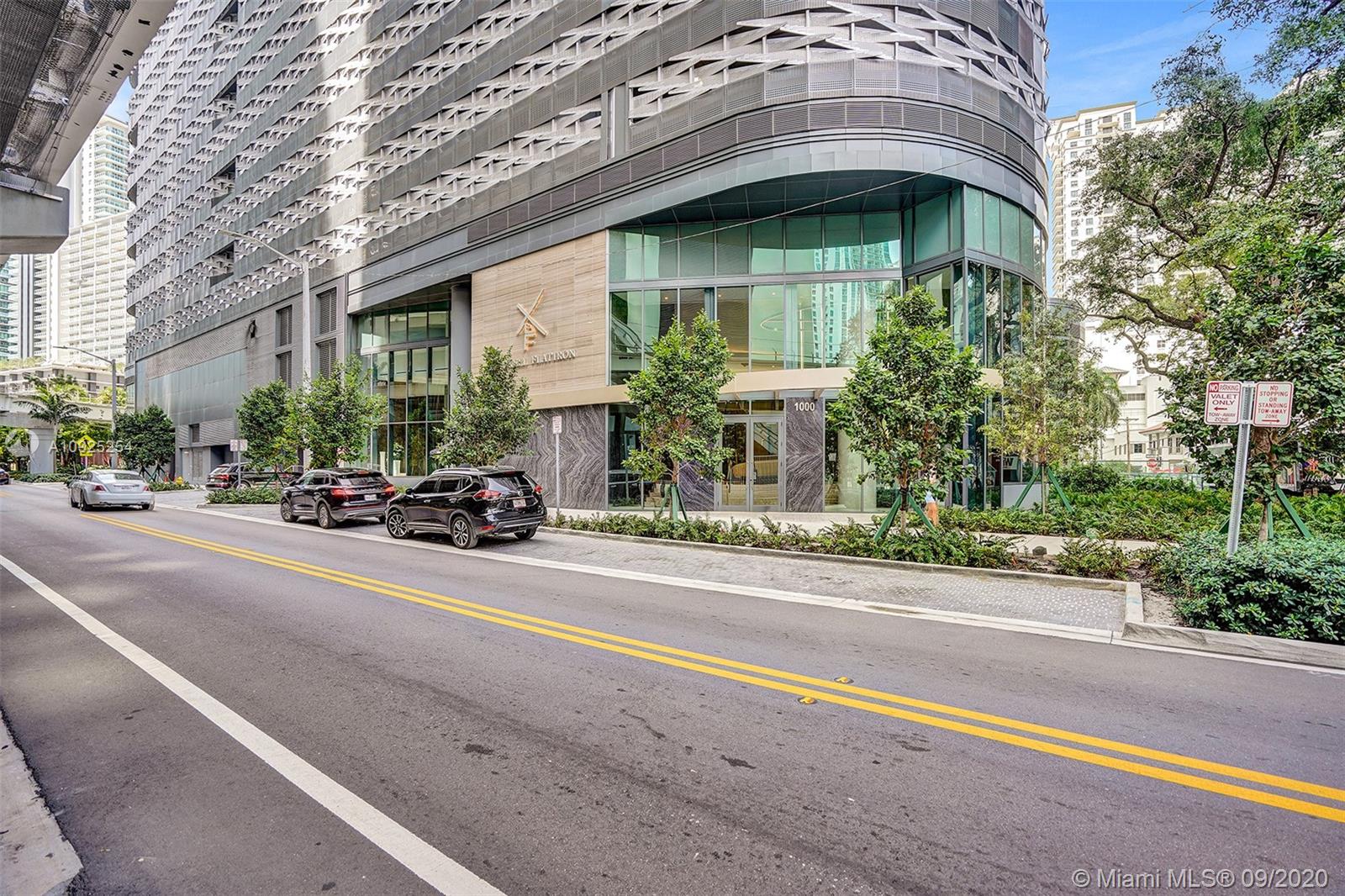 Miami, FL 33131,1000 Brickell Plaza #PH5606