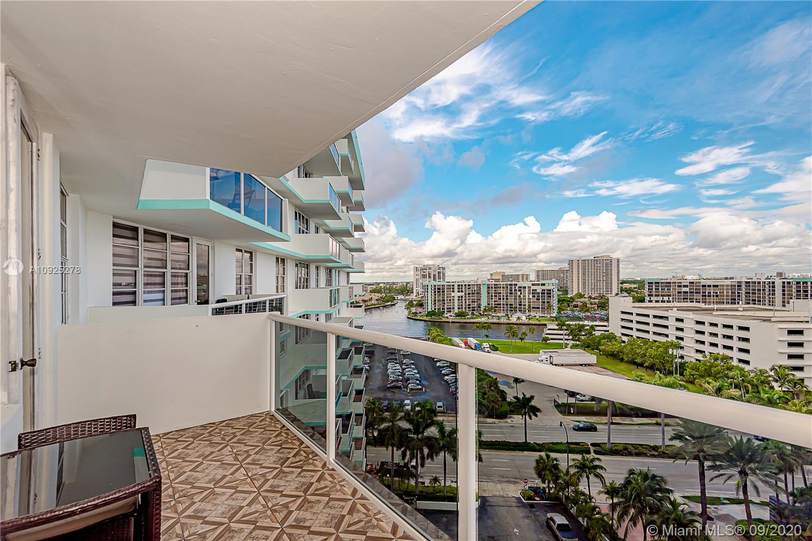 Hollywood, FL 33019,3725 S Ocean Dr #1219