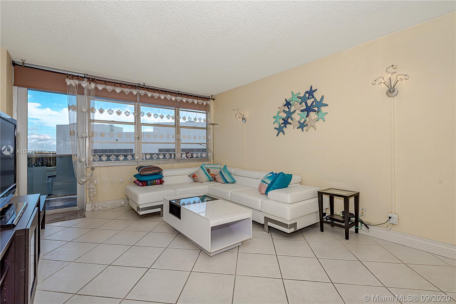 Hollywood, FL 33019,3725 S Ocean Dr #1219