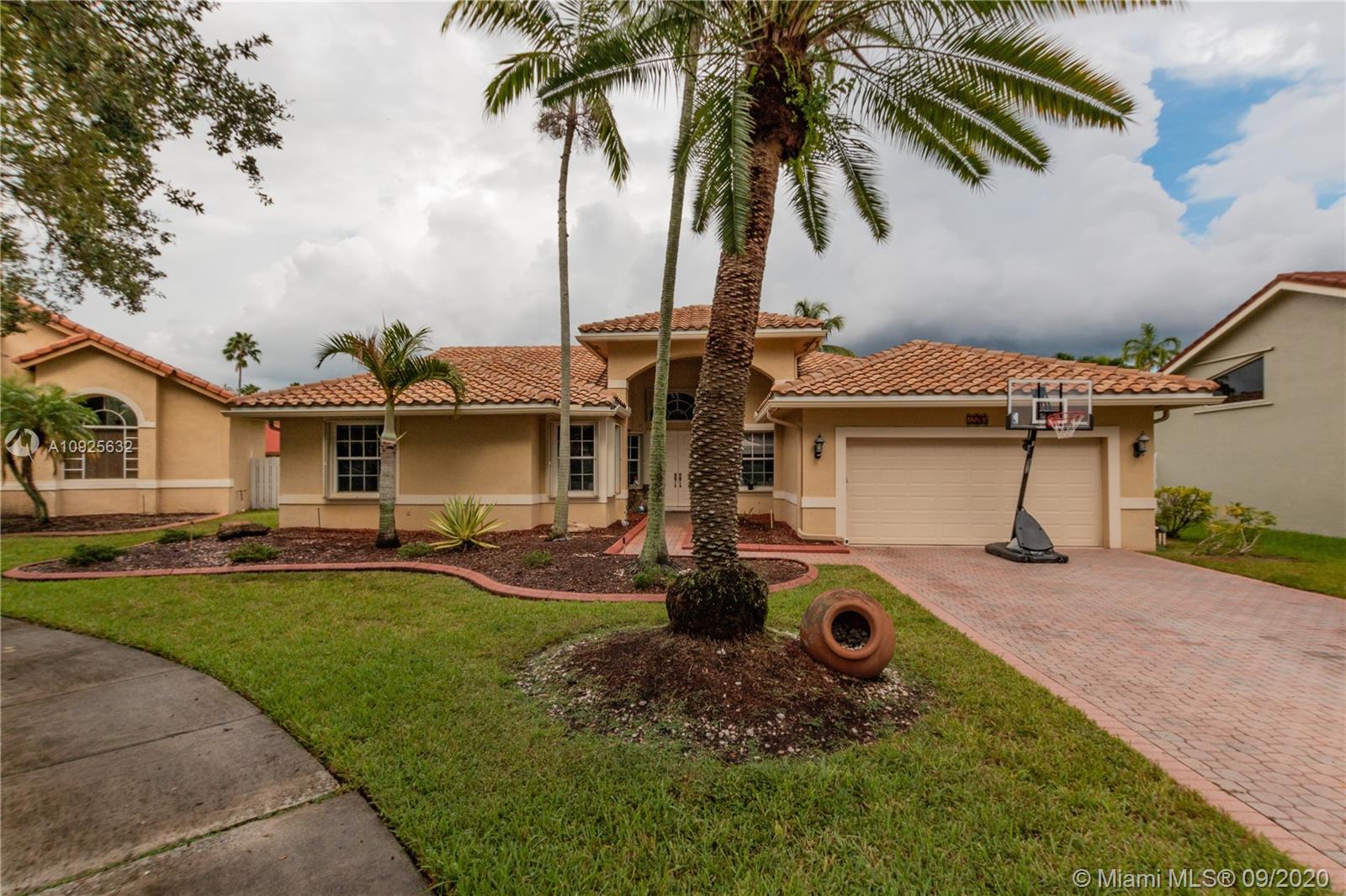 1593 NW 182nd Way, Pembroke Pines, FL 33029