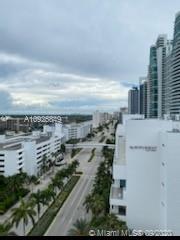 Hollywood, FL 33019,3725 S Ocean Dr #1627