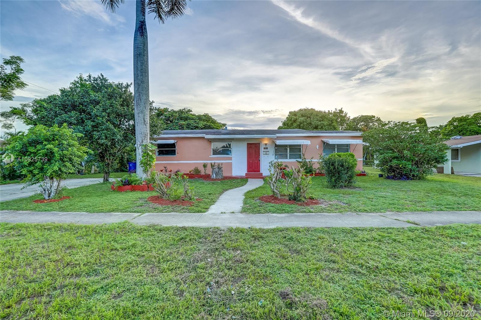 3231 NW 43rd Ave, Lauderdale Lakes, FL 33319