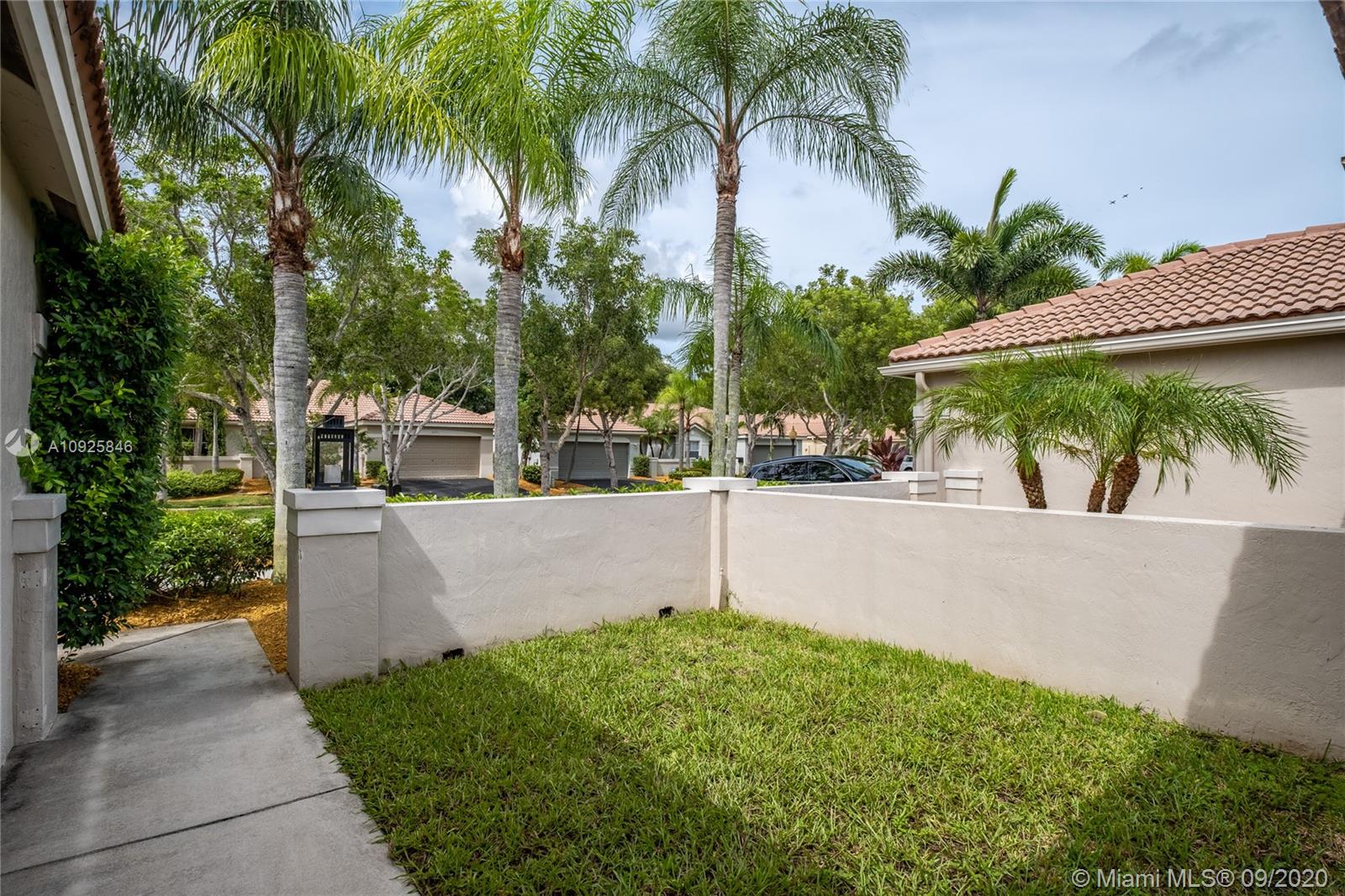 Weston, FL 33327,2098 Borealis Way