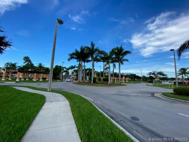 Homestead, FL 33035,1535 SE 26th St #104