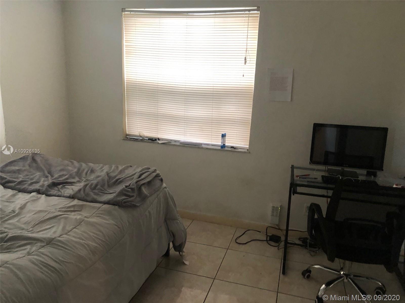 Miami, FL 33144,40 Tamiami Blvd