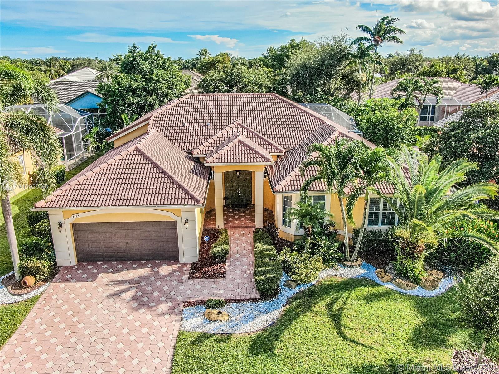 8146 N Savannah Cir, Davie, FL 33328