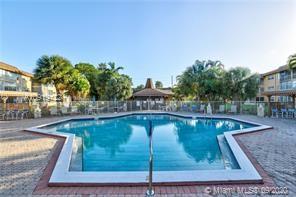 Lauderdale Lakes, FL 33313,5011 W Oakland Park Blvd #305