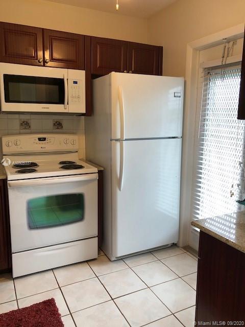 Lauderdale Lakes, FL 33319,4701 NW 34th St #512