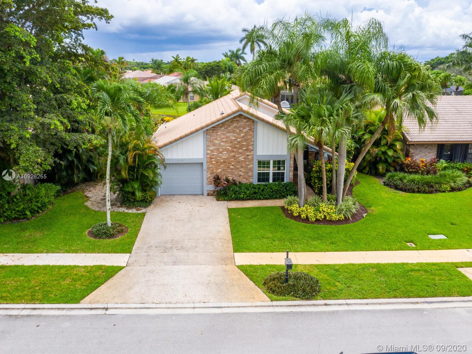 10568 Fenway Pl, Boca Raton, FL 33498