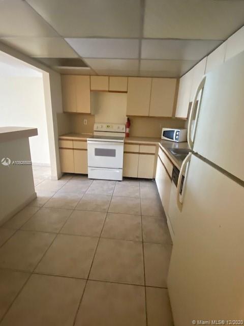 Doral, FL 33178,9735 NW 52nd St #409