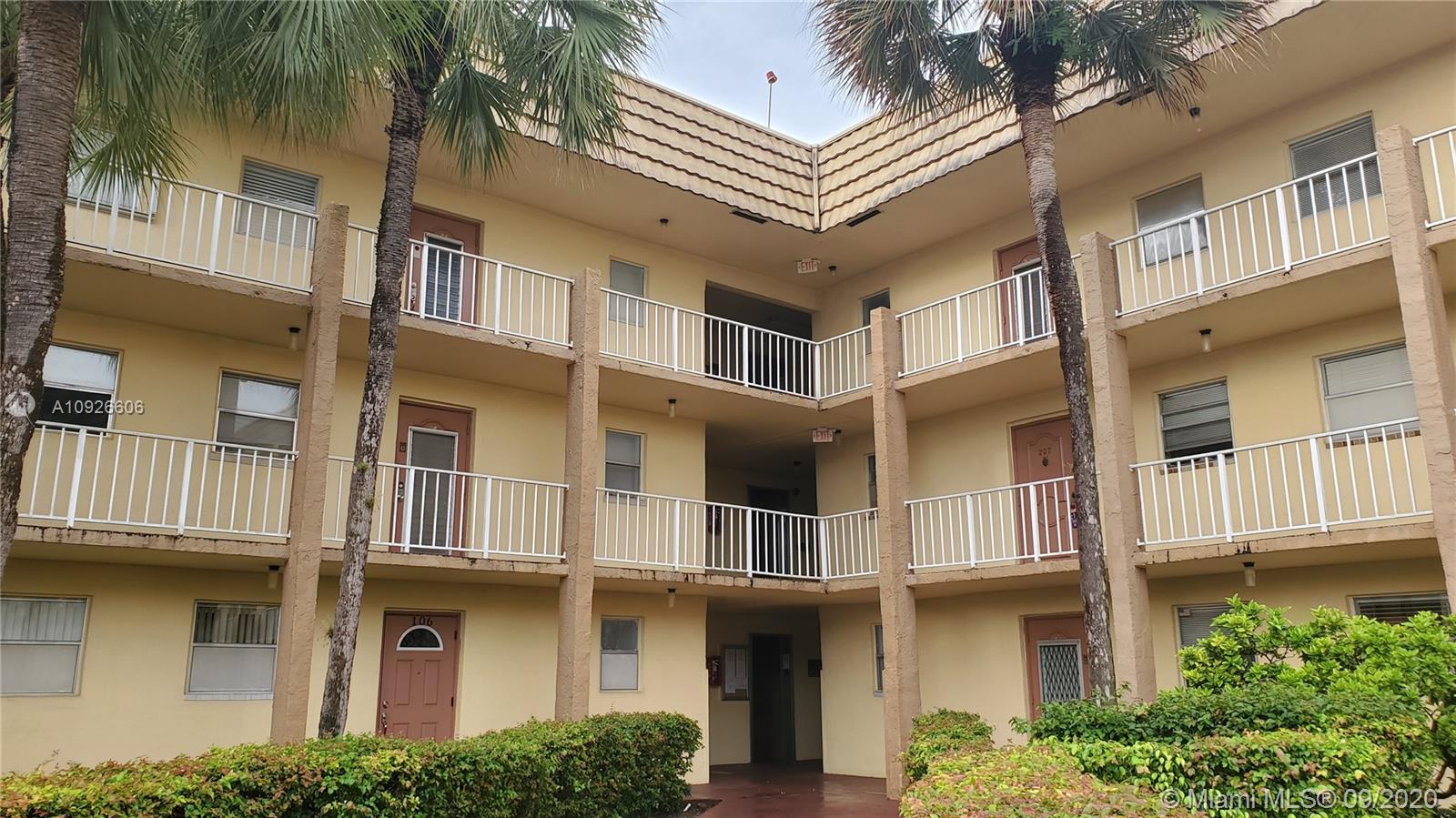 8305 Sunrise Lakes Blvd #306, Sunrise, FL 33322