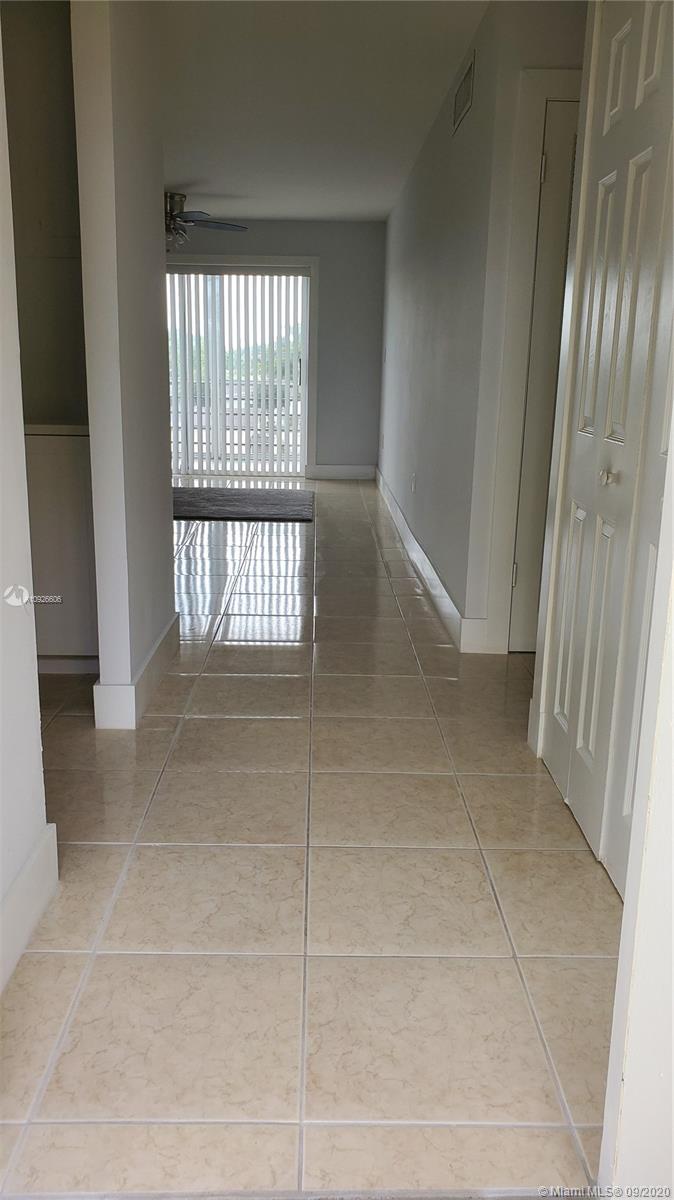 Sunrise, FL 33322,8305 Sunrise Lakes Blvd #306