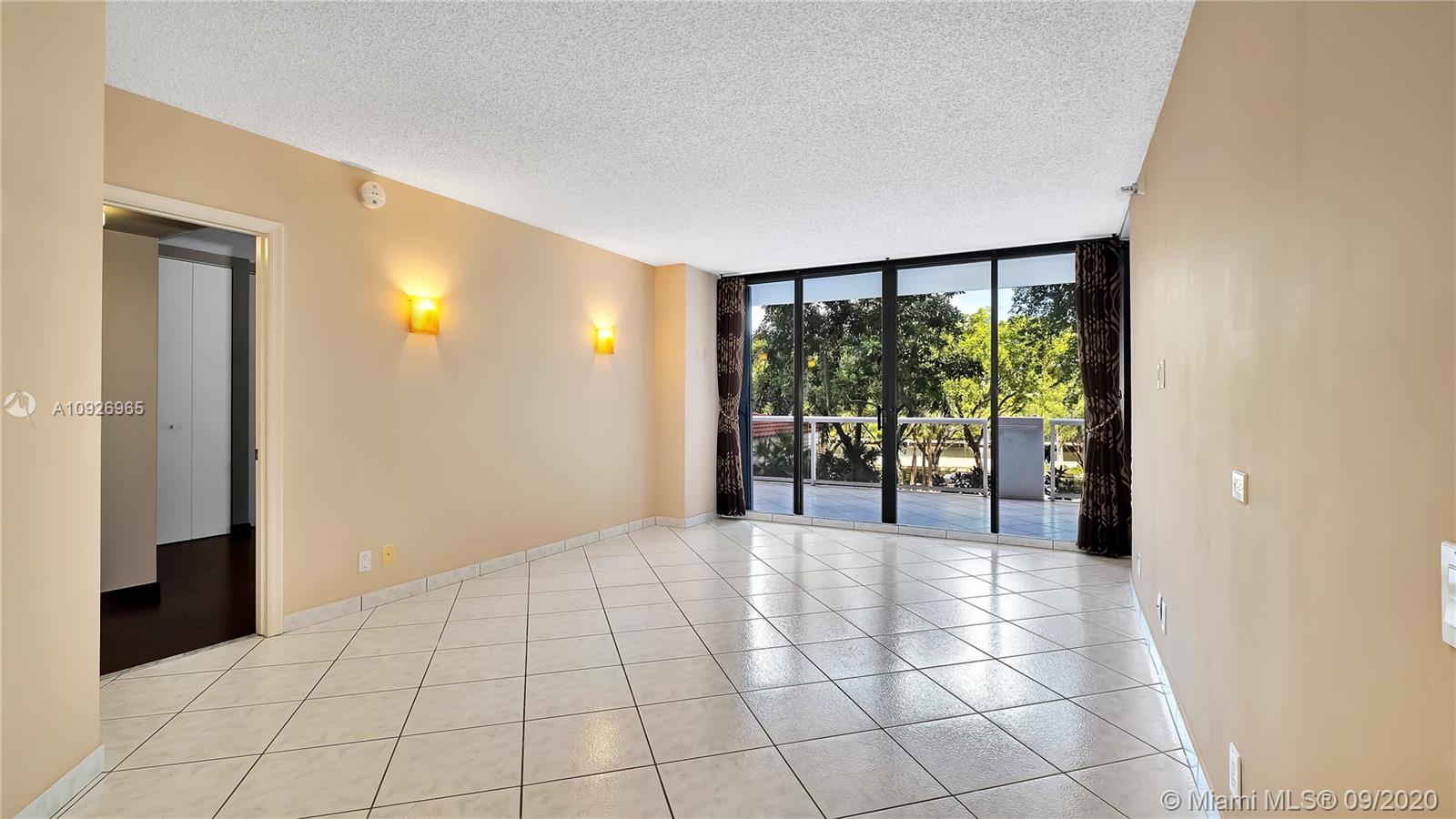 Aventura, FL 33180,3640 Yacht Club Dr #203