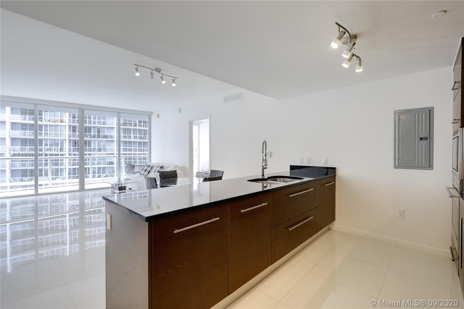 Miami, FL 33131,475 Brickell Ave #4309