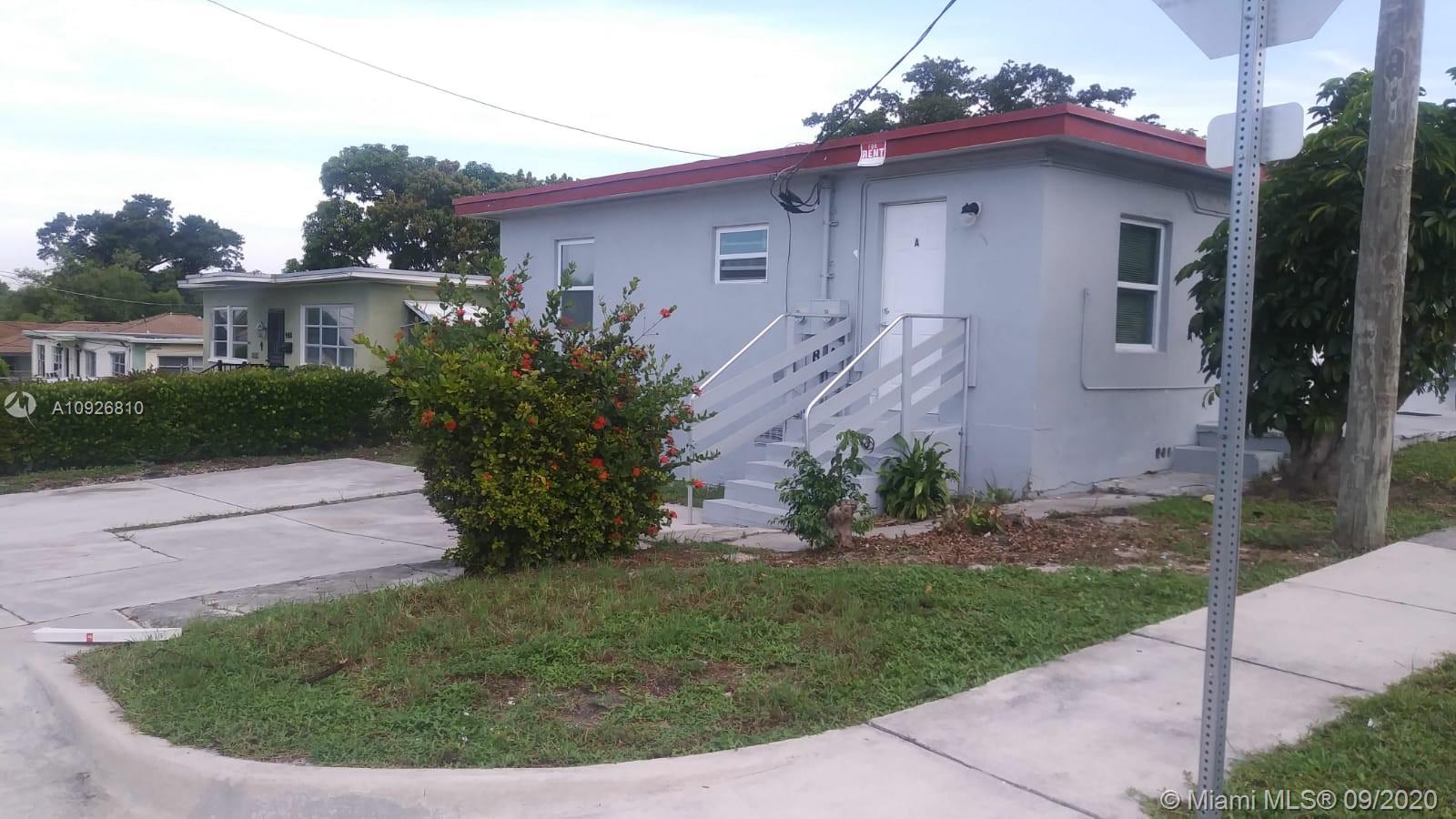 Riviera Beach, FL 33404,900 W 9th St