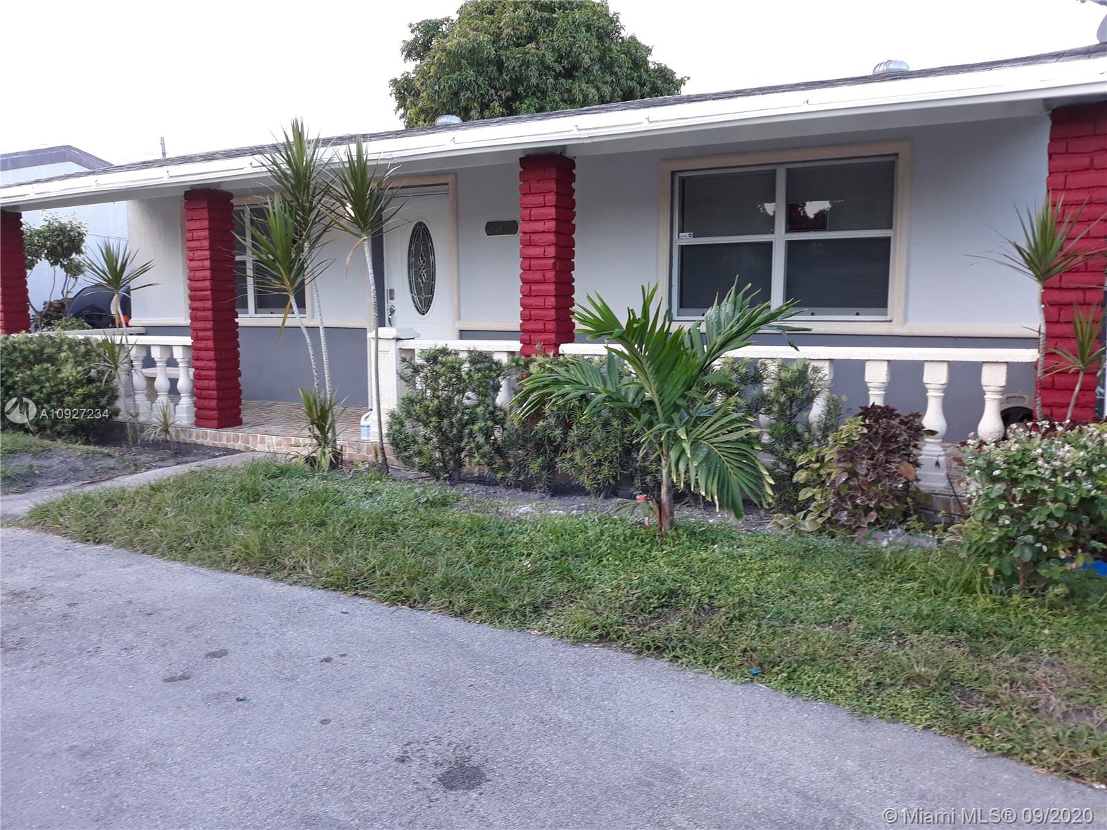 2215 PLUNKETT ST, Hollywood, FL 33020