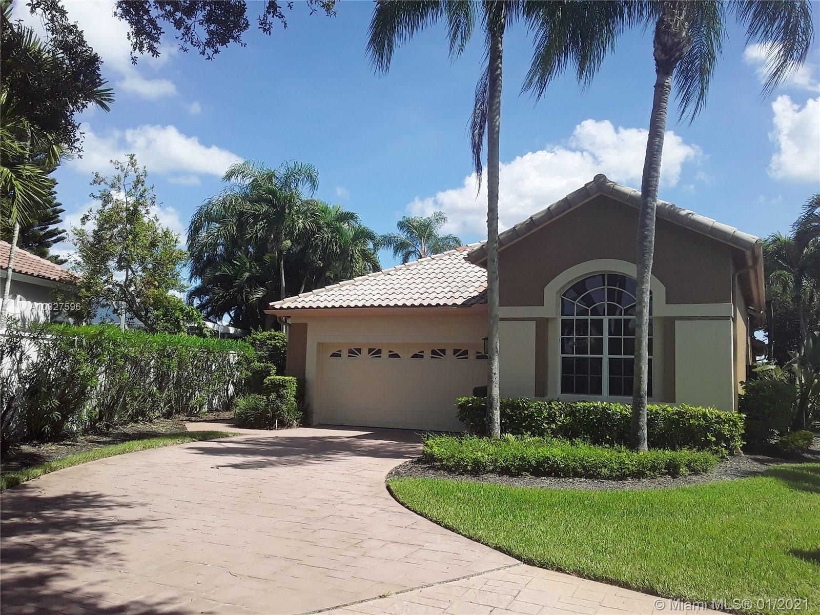 10155 Osprey Trce, West Palm Beach, FL 33412