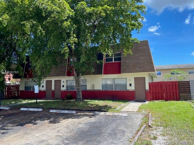 2260 NW 59th Way, Lauderhill, FL 33313