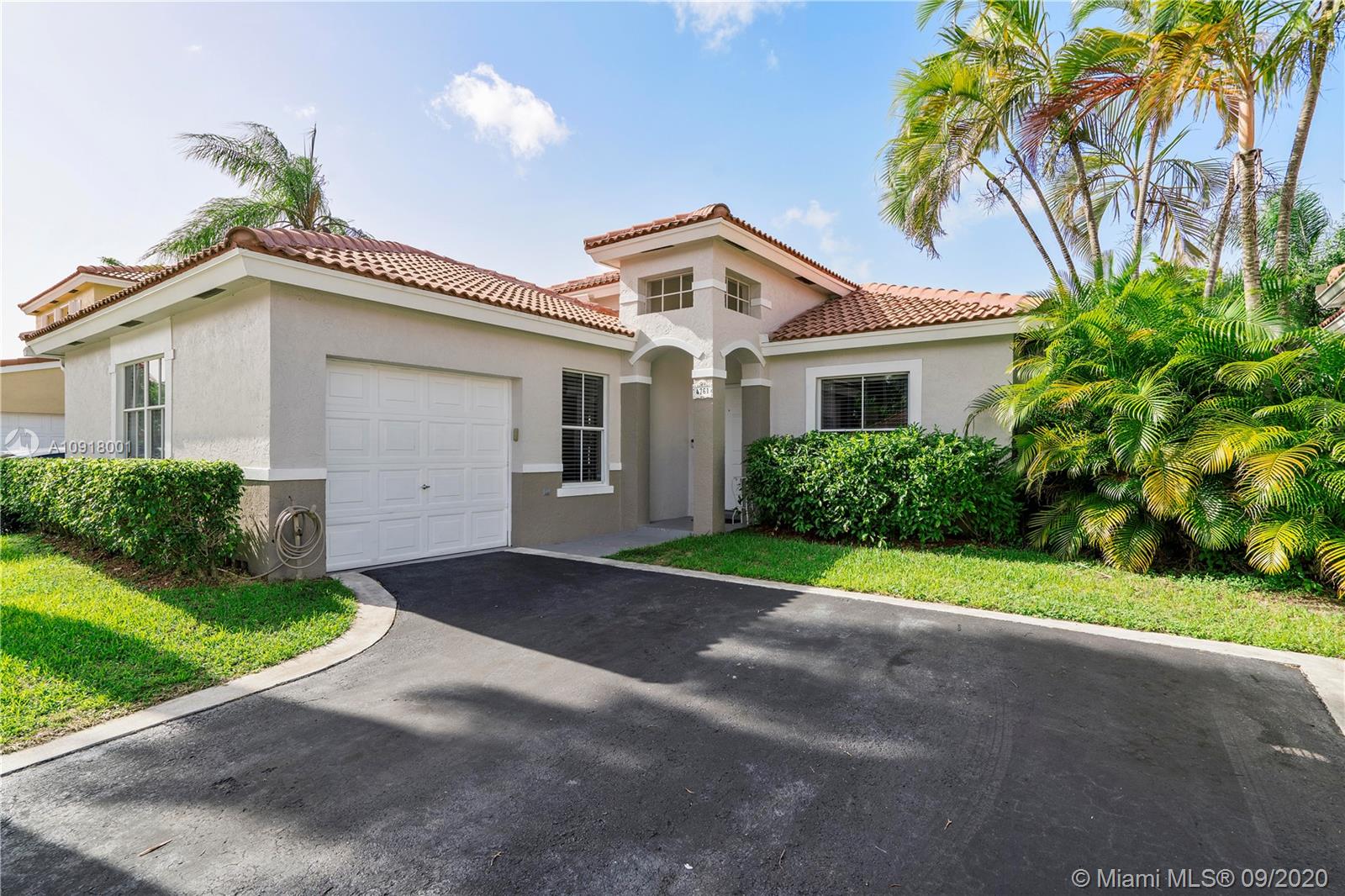 4761 NW 5th Ct, Coconut Creek, FL 33063