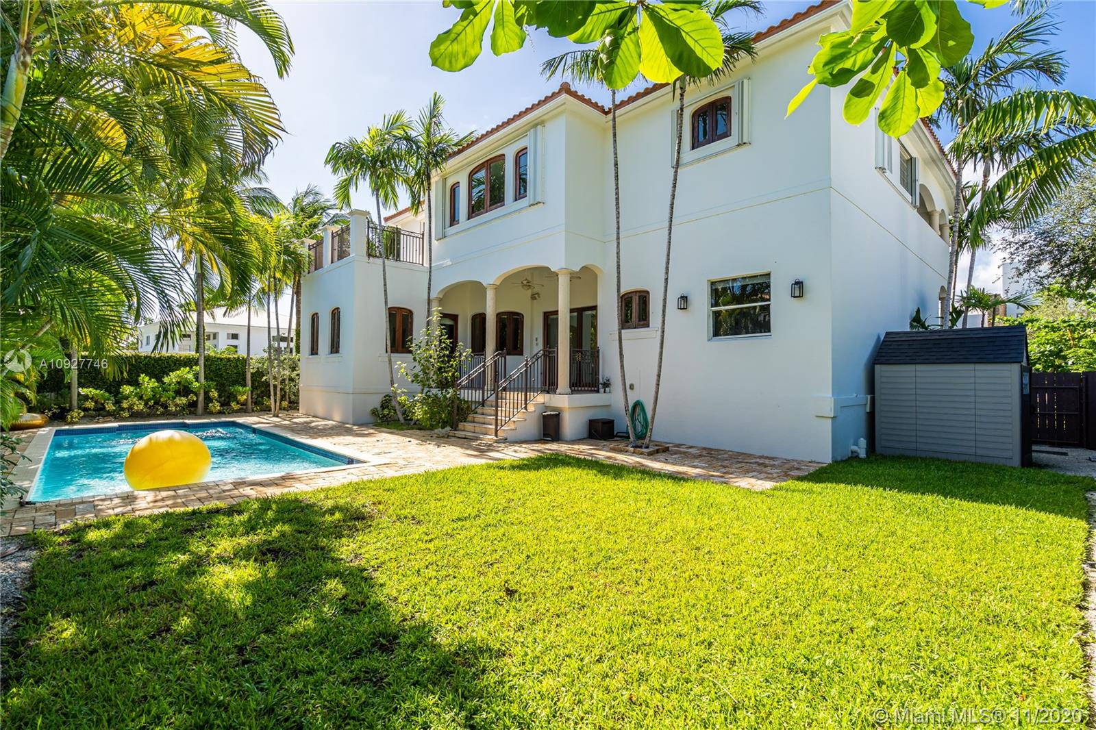 Key Biscayne, FL 33149,445 Warren Ln