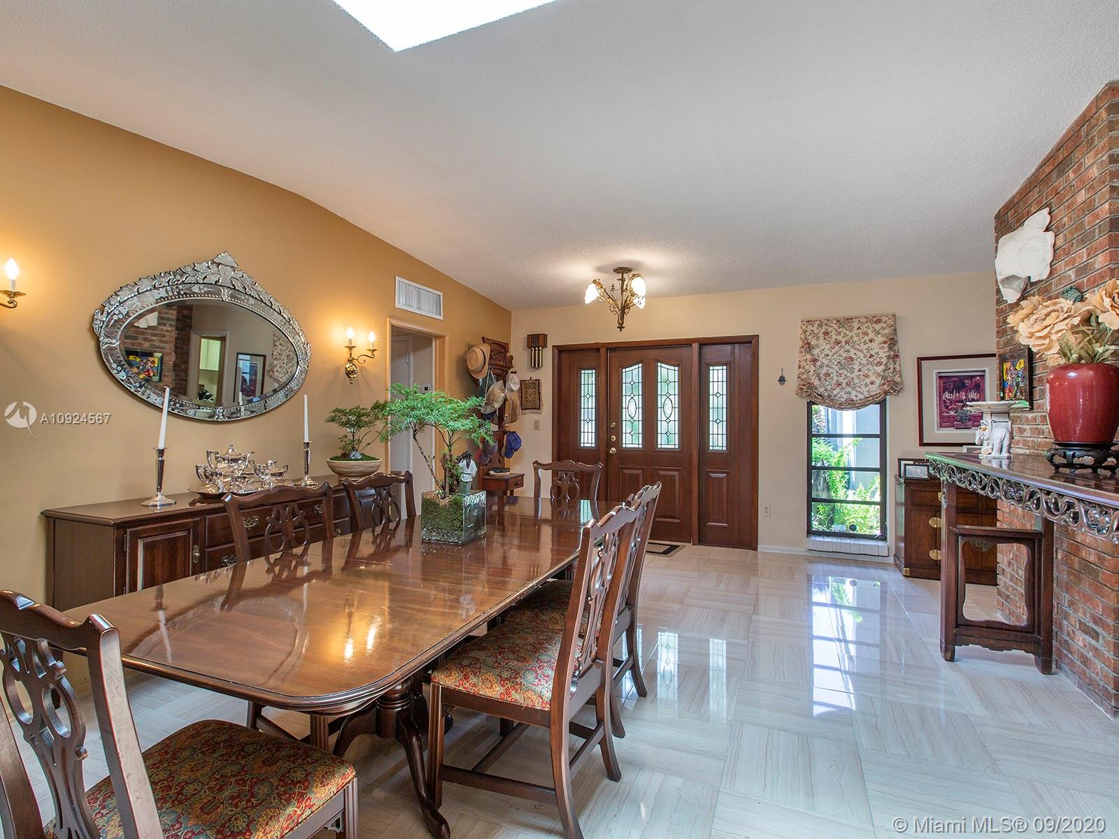 Pinecrest, FL 33156,11755 SW 68th Ct