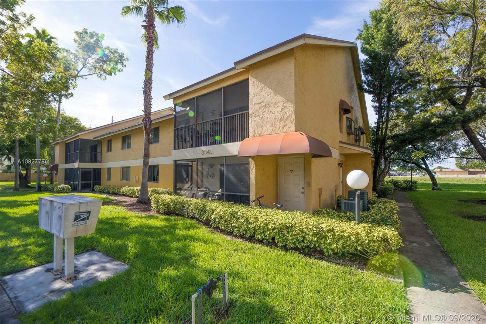 3041 N Oakland Forest Dr #102, Oakland Park, FL 33309