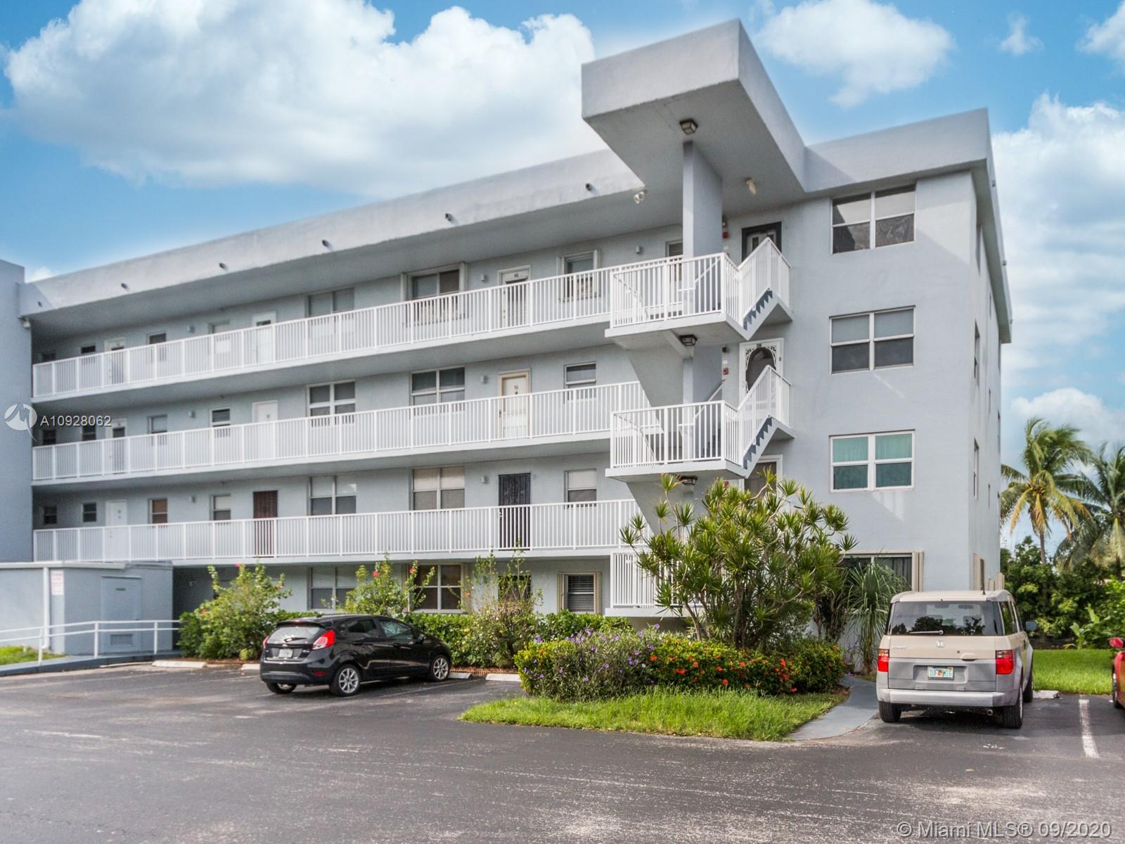 Oakland Park, FL 33309,109 Royal Park Dr #3H