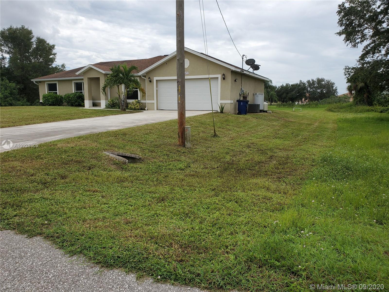 Lehigh Acres, FL 33974,478 REDWING ST