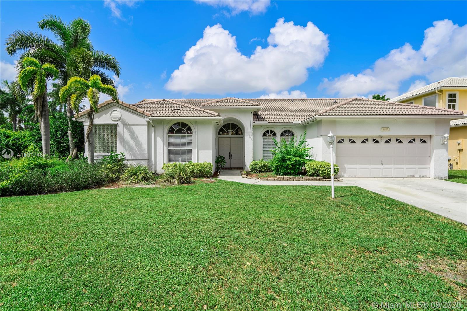 9251 NW 42nd Ct, Coral Springs, FL 33065