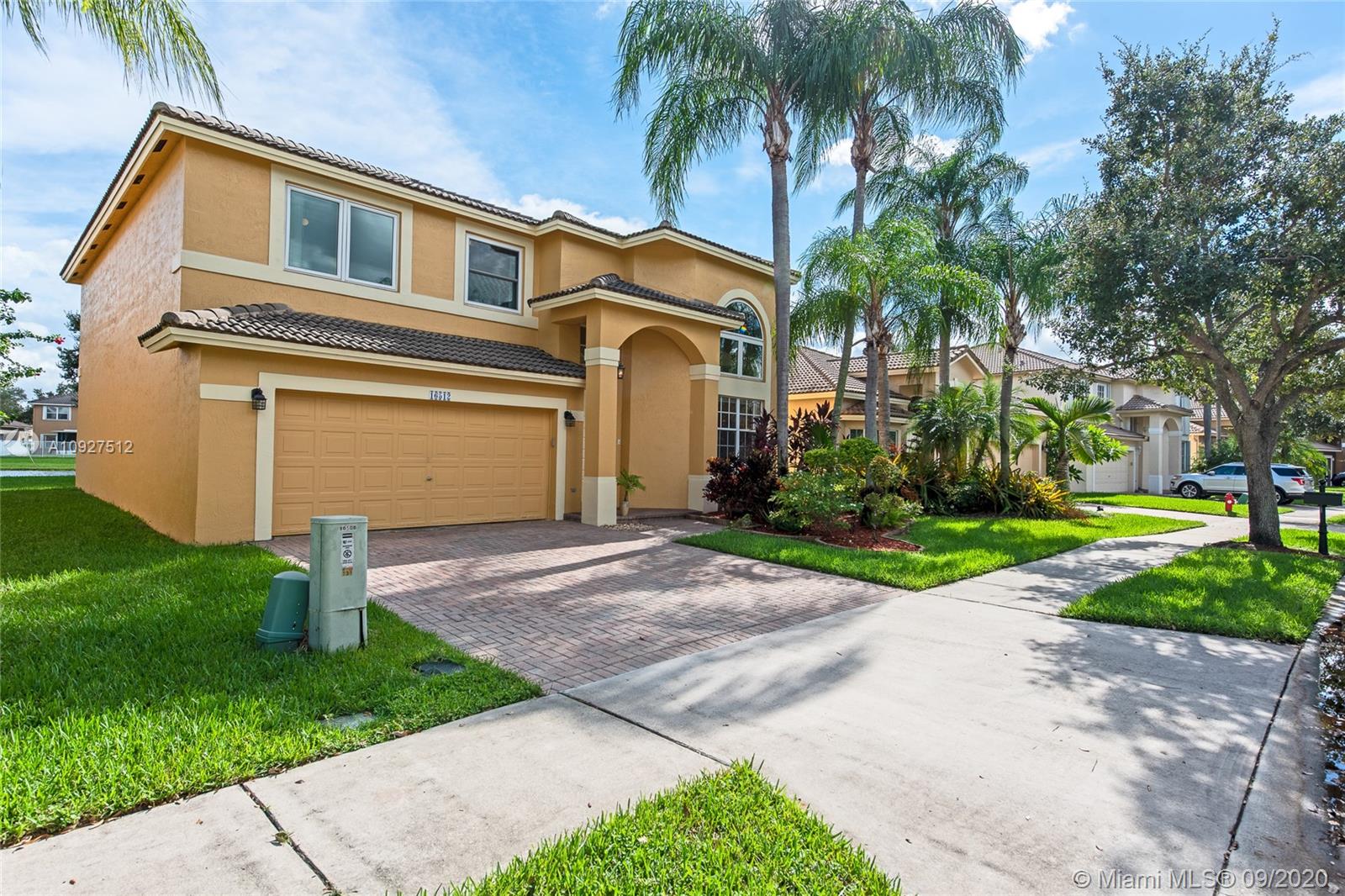 Weston, FL 33331,16512 Turquoise Trl